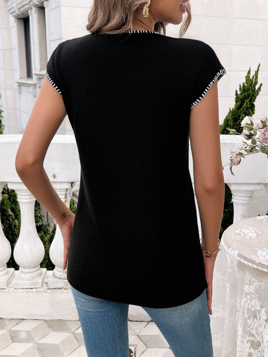 Round Neck Cap Sleeve Knit Top