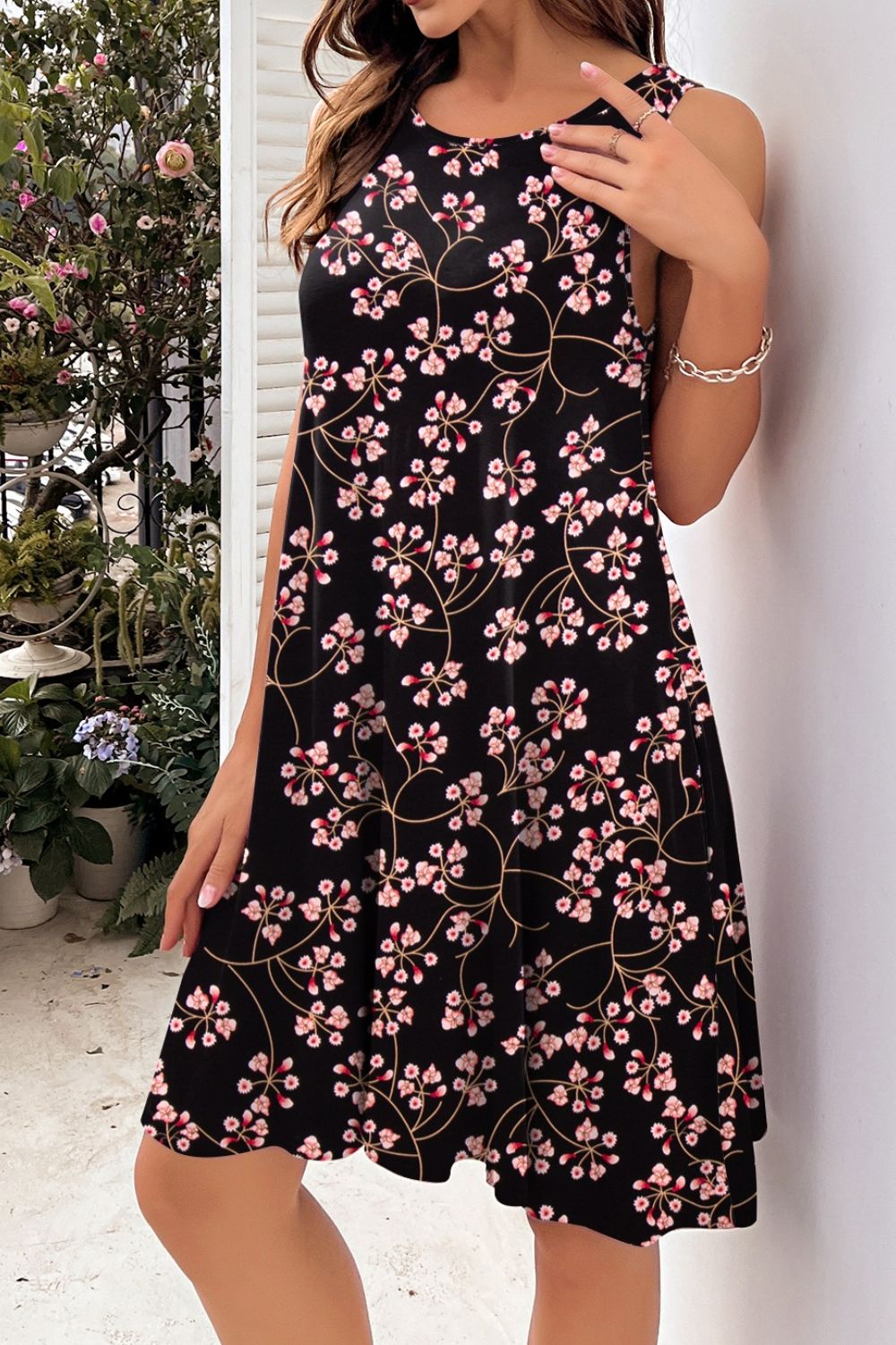 Printed Round Neck Sleeveless Dress