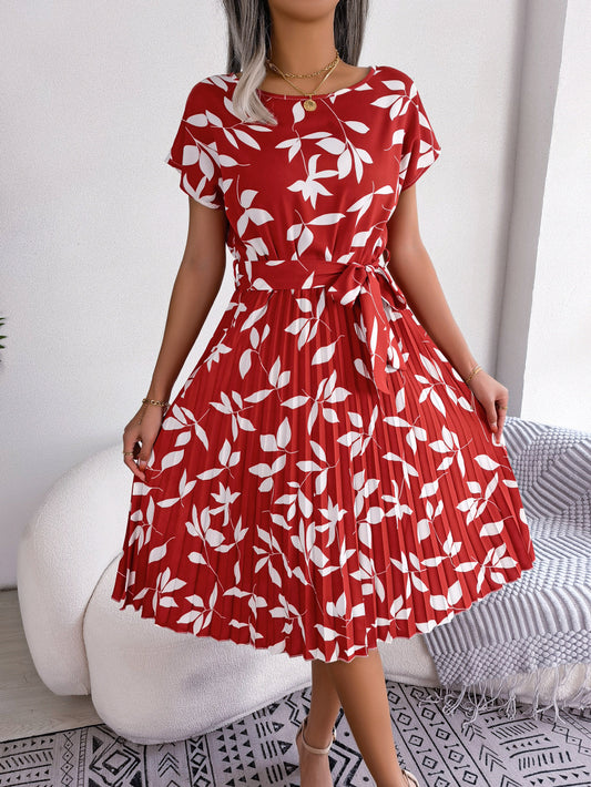 Printed Round Neck Short Sleeve Pleated Dress